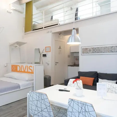 Divisi9 - Historic Center * Palermo