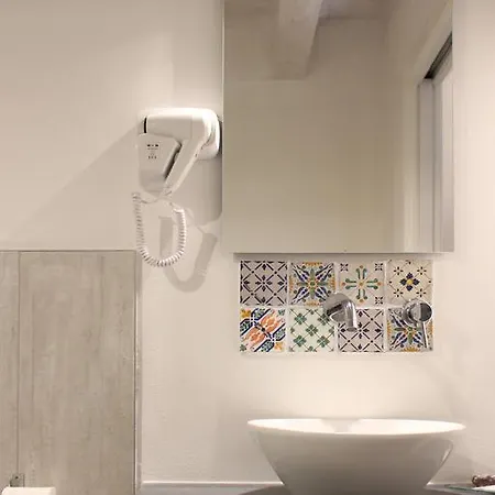 Apartament Divisi9 - Historic Center Palermo