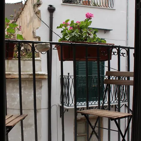 Divisi9 - Historic Center Apartament